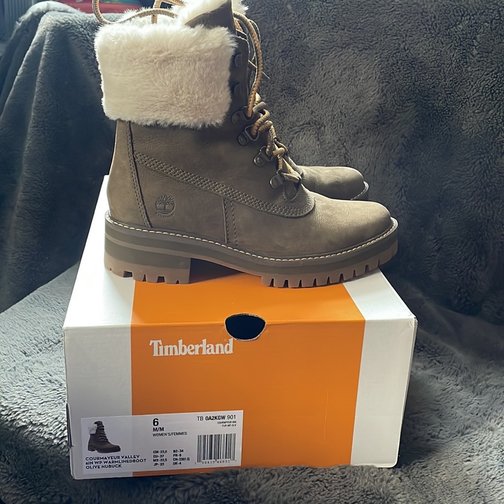 Ladies Timberland Courmayer Valley winter boot